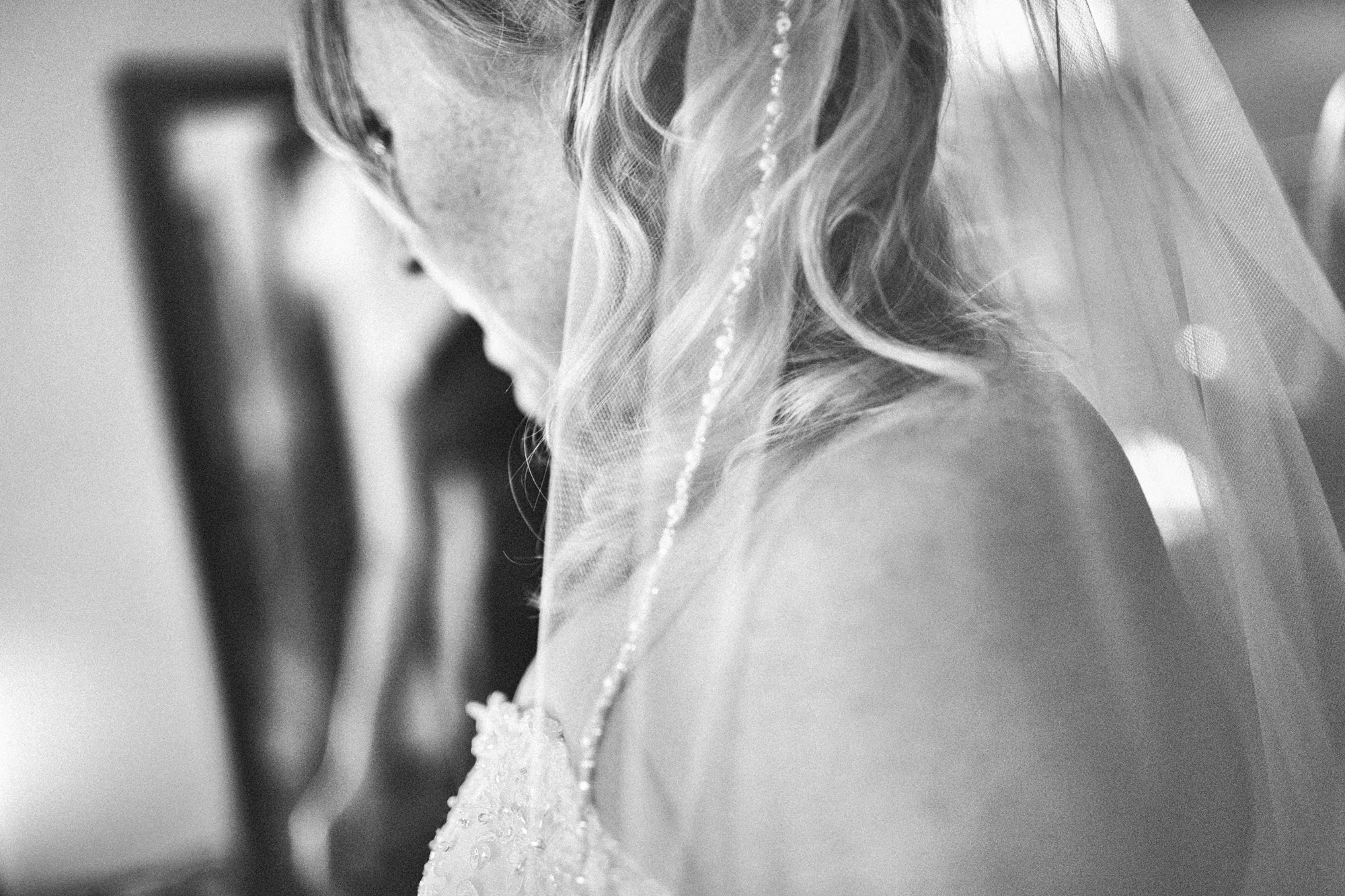 Candid Alberta wedding photography image 4