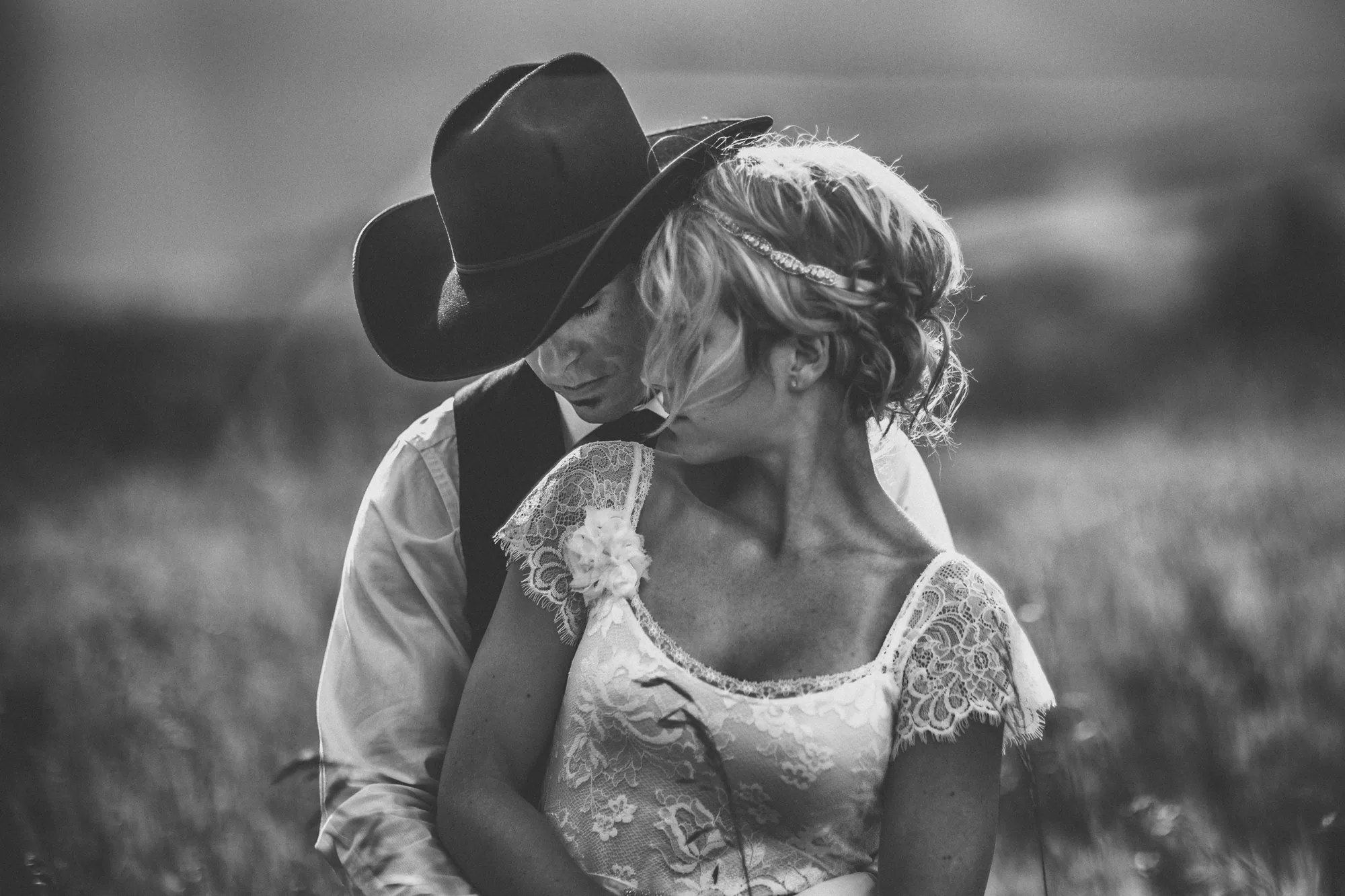 Candid Alberta wedding photography image 10