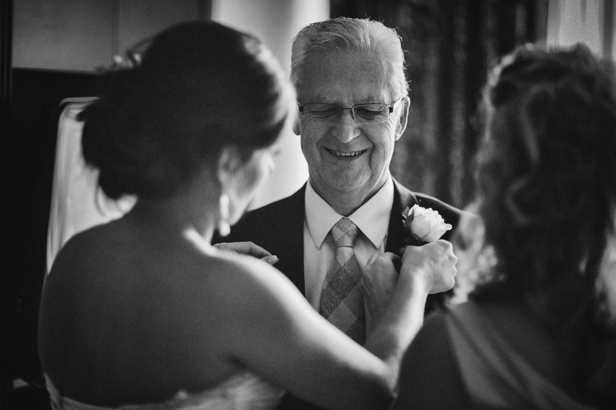 Candid Alberta wedding photography image 11