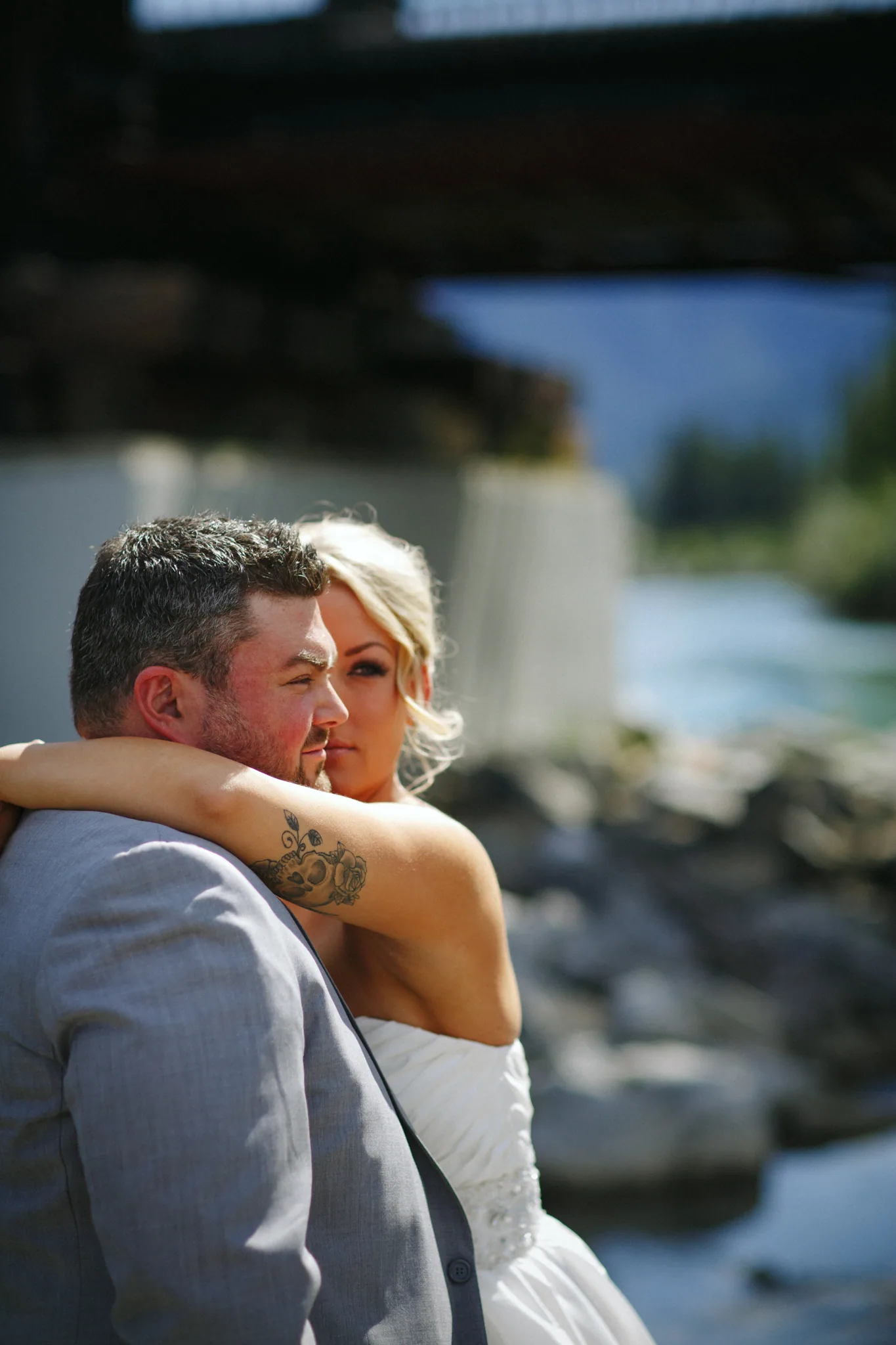 Candid Alberta wedding photography image 28