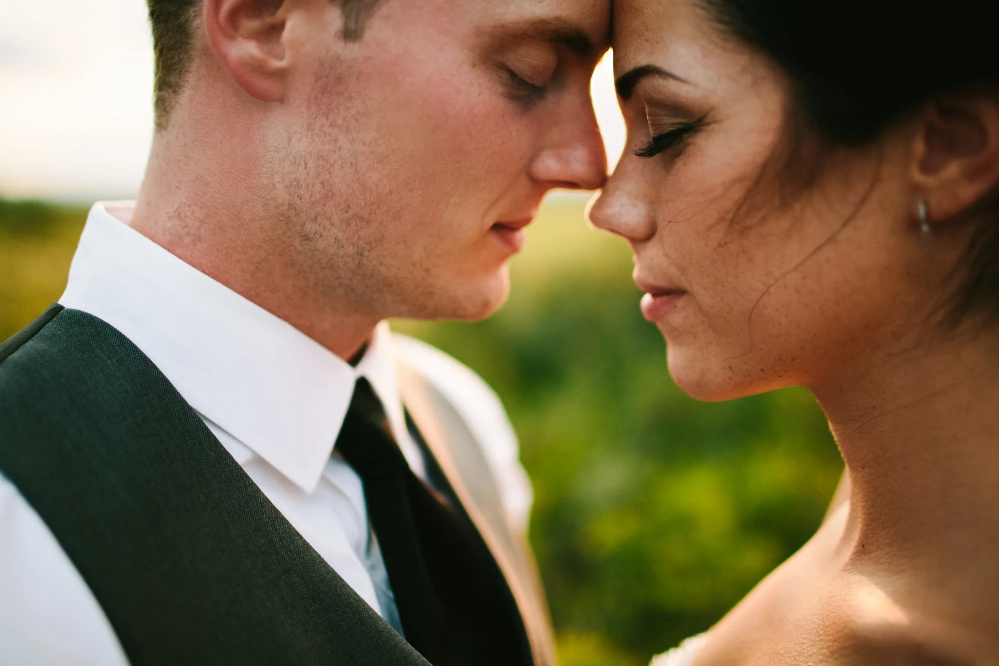 Candid Alberta wedding photography image 29