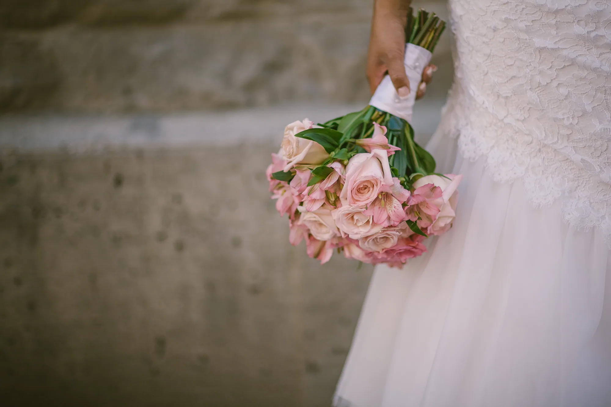 Candid Alberta wedding photography image 39