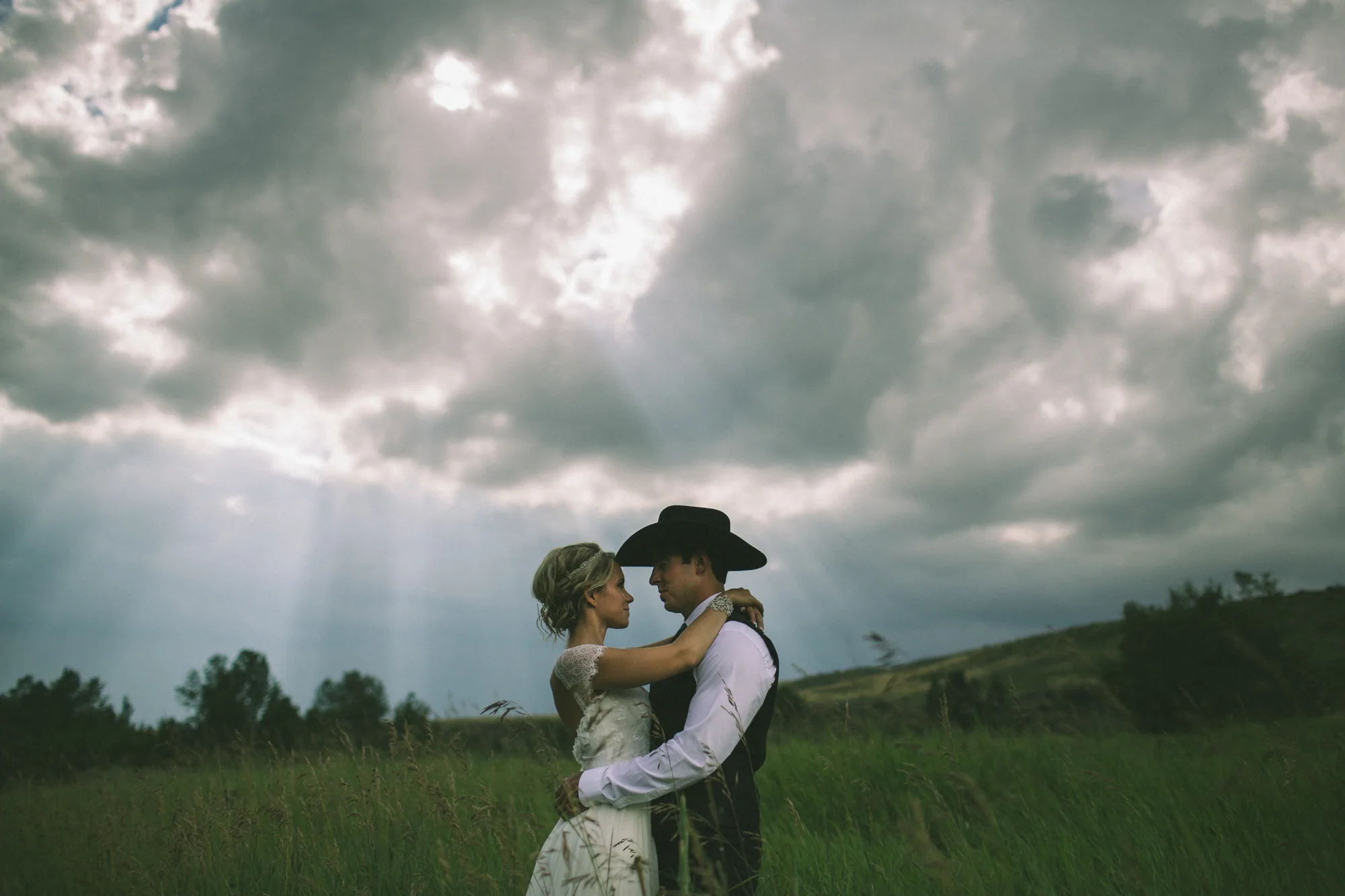 Candid Alberta wedding photography image 64