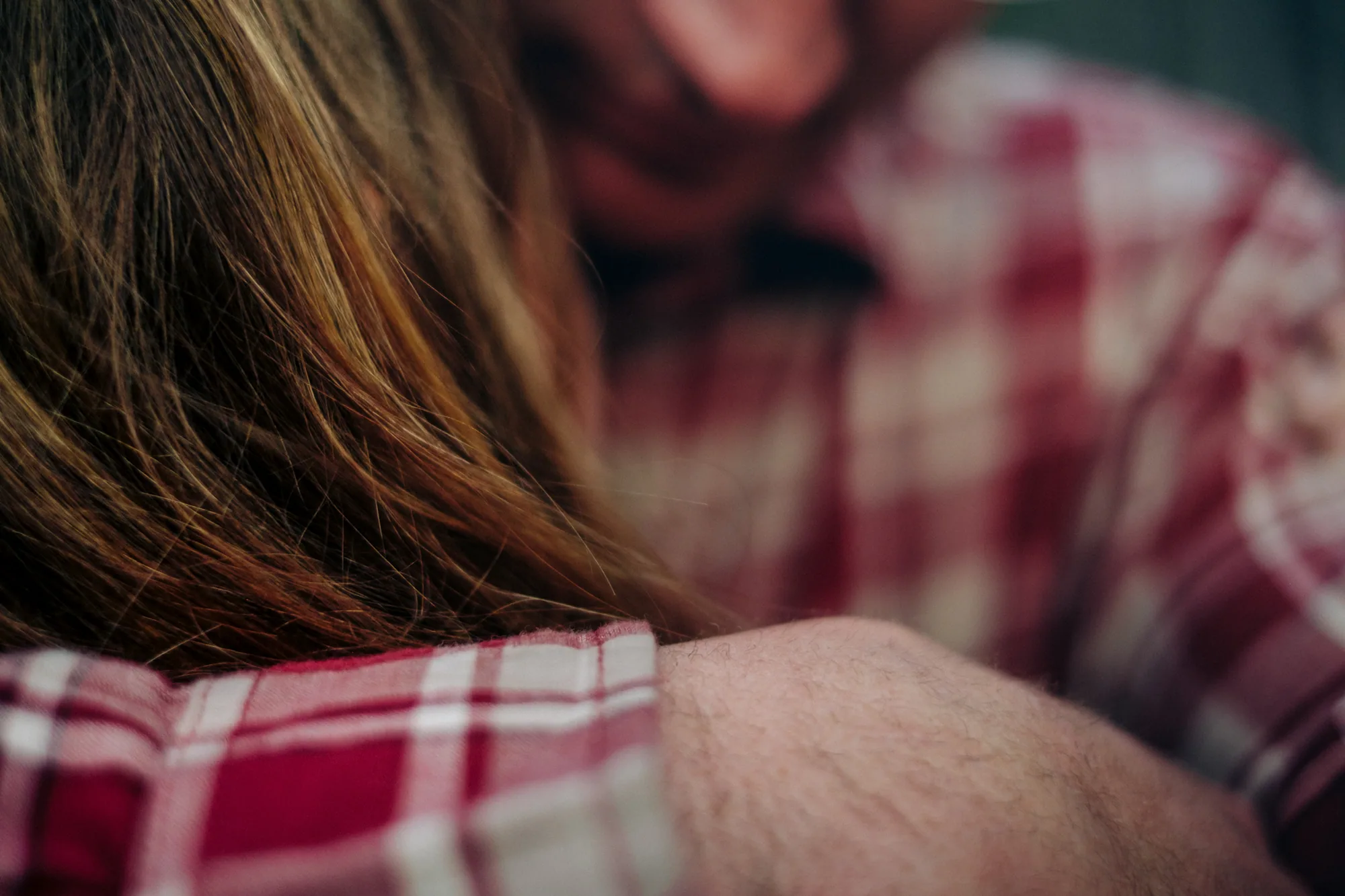 Candid Alberta engagement photography image 36