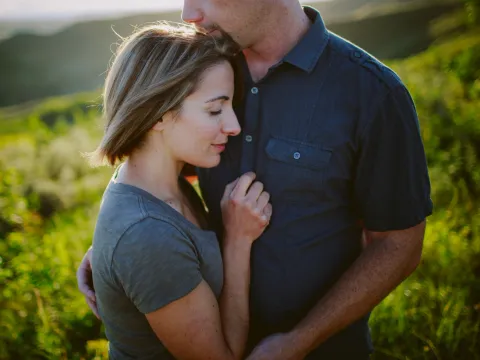 Couple moving together during an outdoor session
